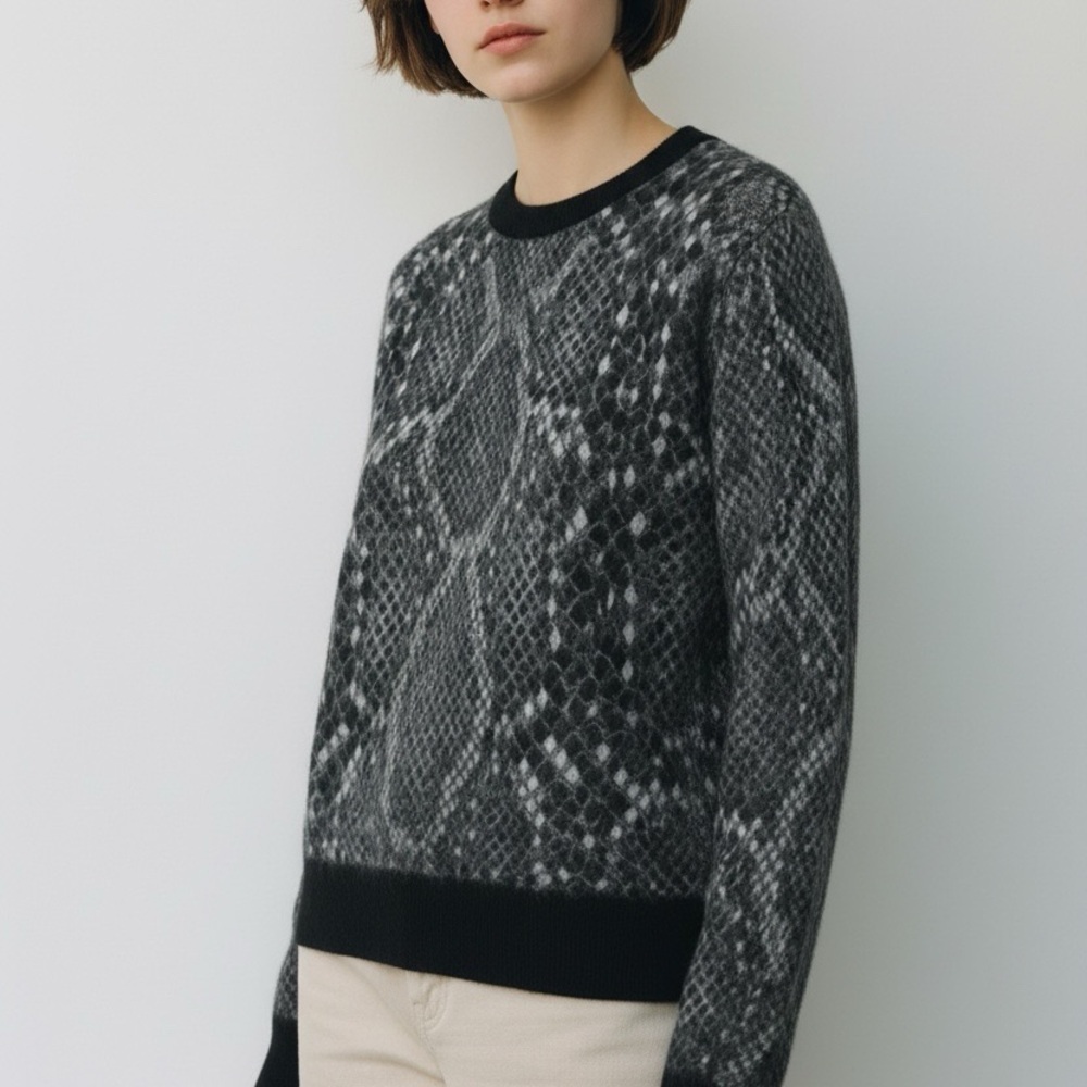 Saint Laurentt snake print sweater